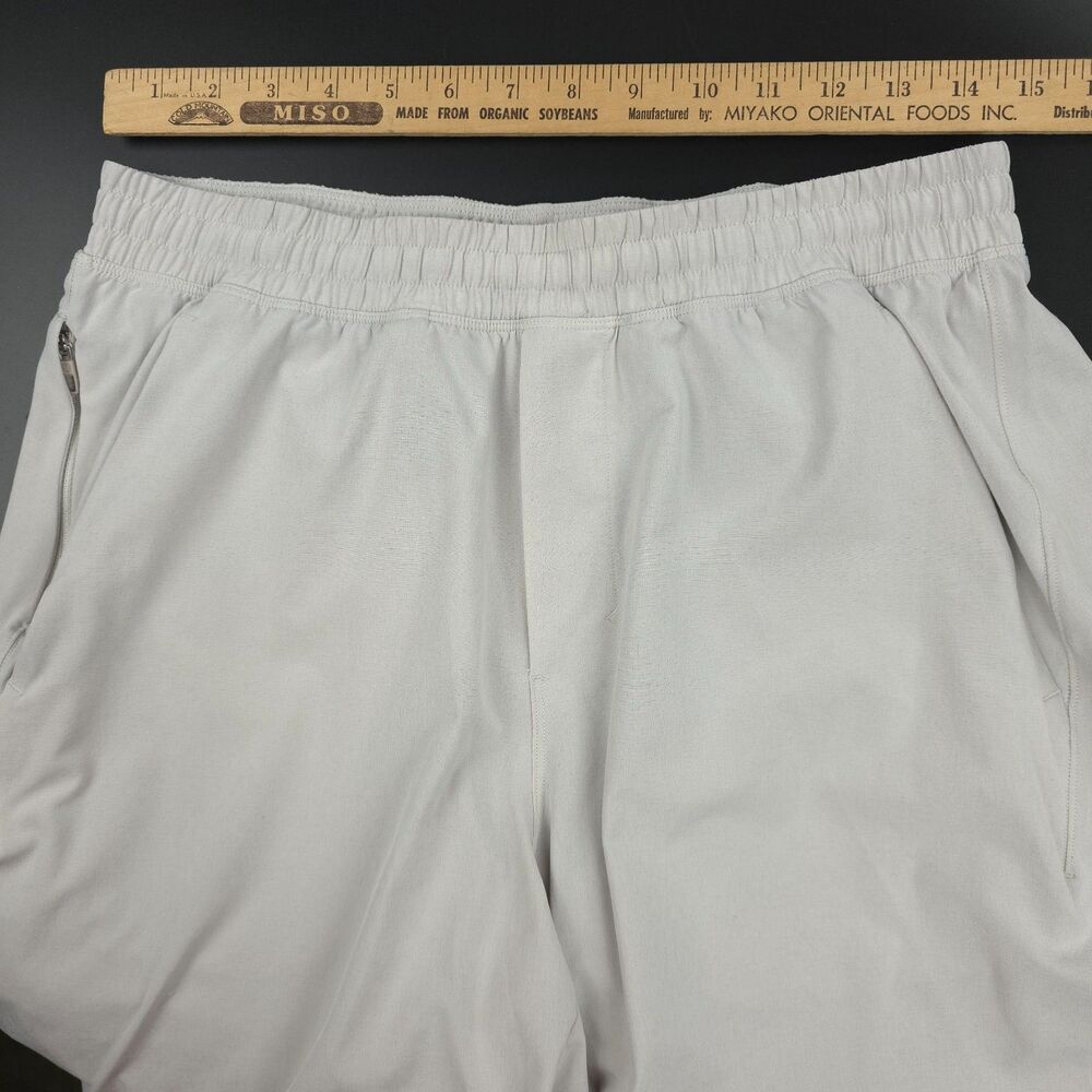 NEW Lululemon Pace Breaker Lined Shorts 9" Stone Gray Athletic Athleisure Sporty - Picture 3 of 11